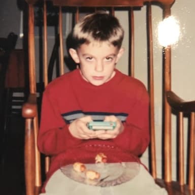 Profile Pic, Me looking up from playing gameboy, Age 8?